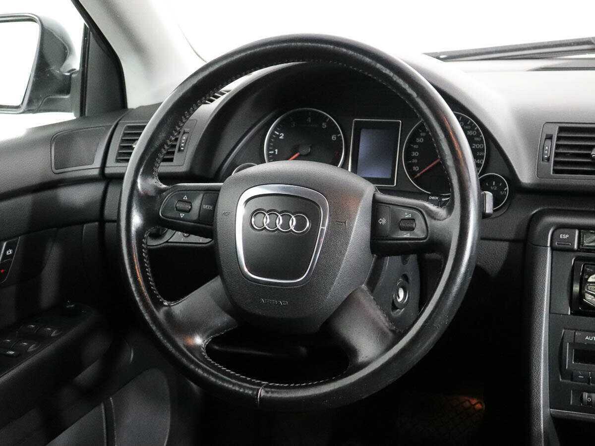 Купить Audi A4 с пробегом. Фото: #12