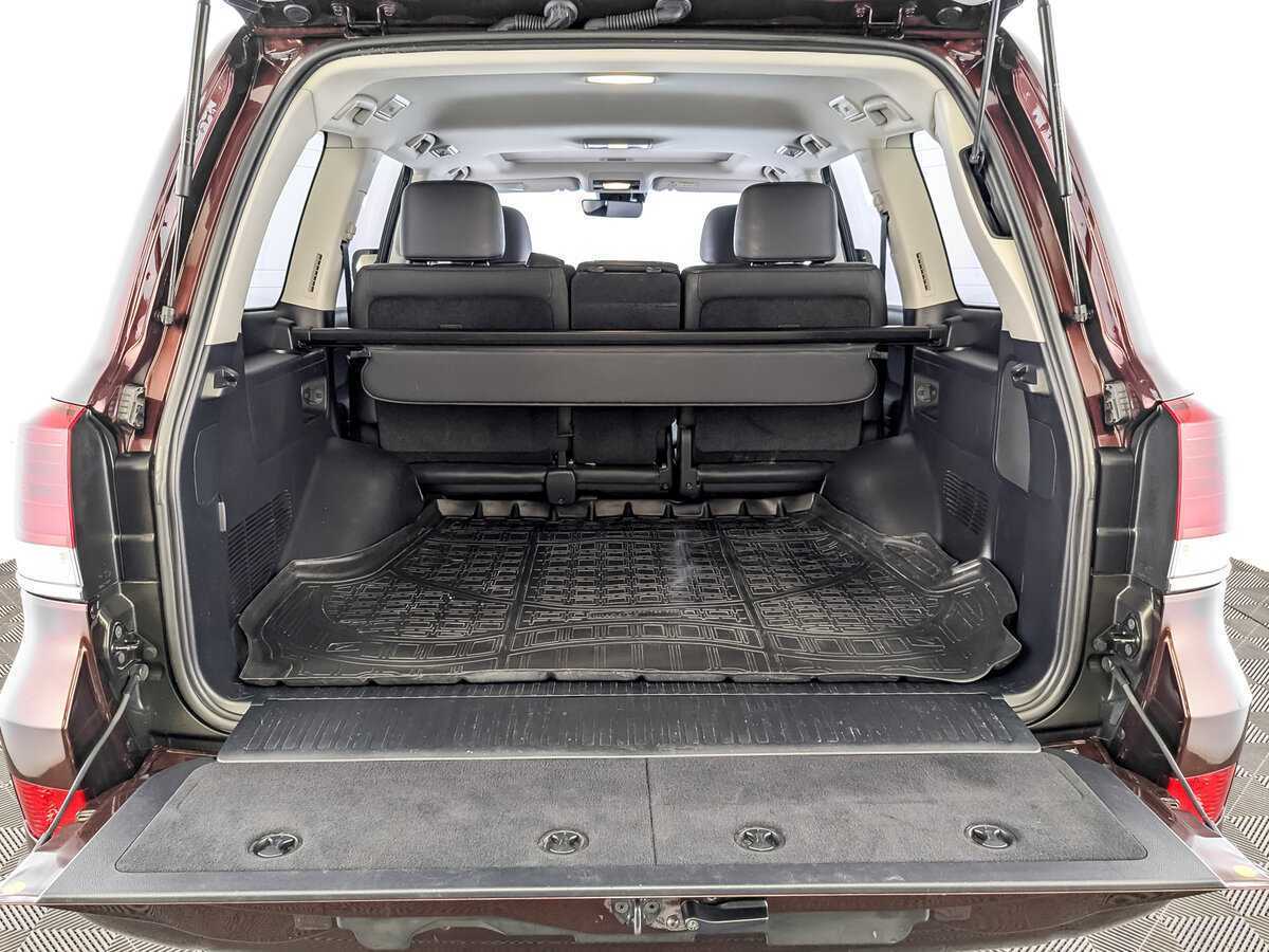 Купить Toyota Land Cruiser с пробегом. Фото: #9