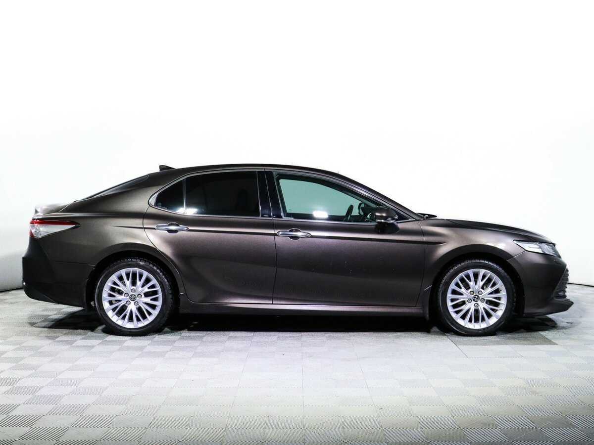 Купить Toyota Camry с пробегом. Фото: #3
