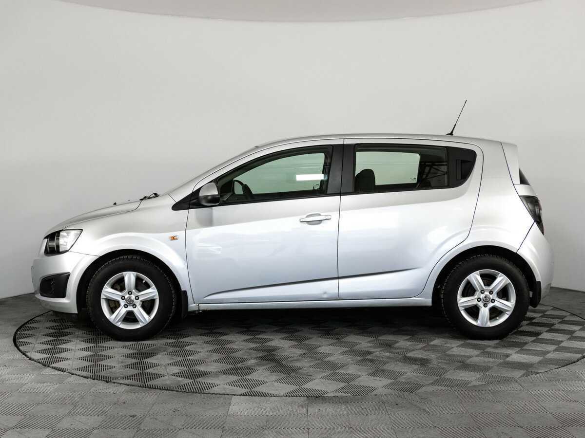 Купить Chevrolet Aveo с пробегом. Фото: #7