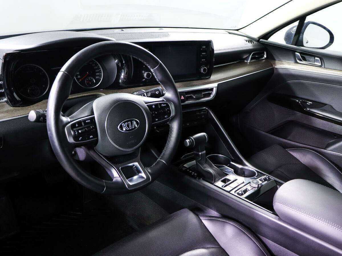 Купить Kia K5 с пробегом. Фото: #11