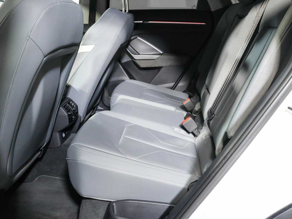 Купить Audi Q3 Sportback с пробегом. Фото: #4