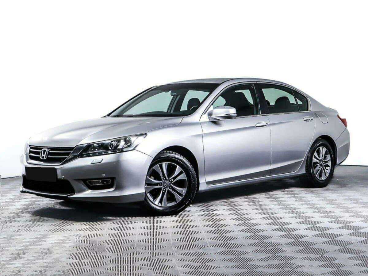 Купить Honda Accord с пробегом. Фото: #0