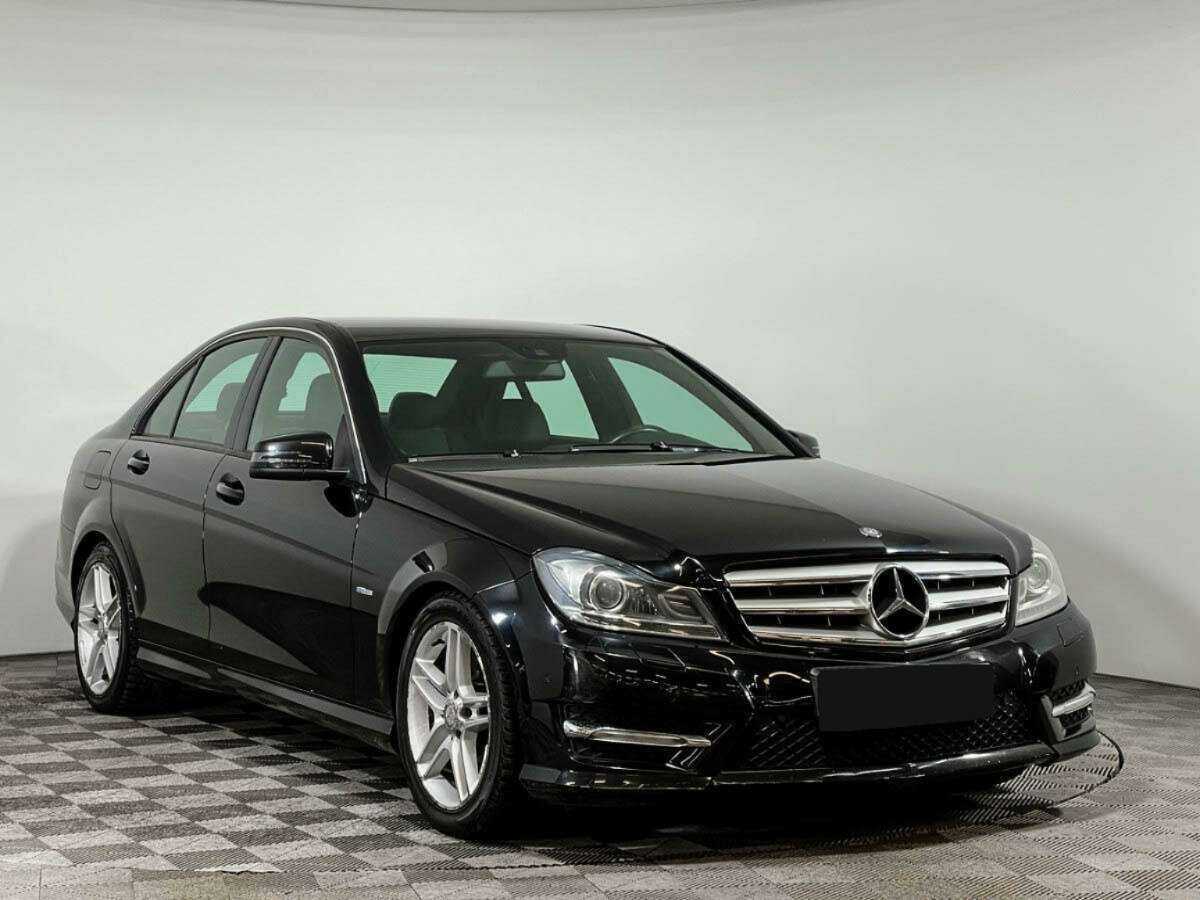 Купить Mercedes-Benz C-Класс с пробегом. Фото: #2