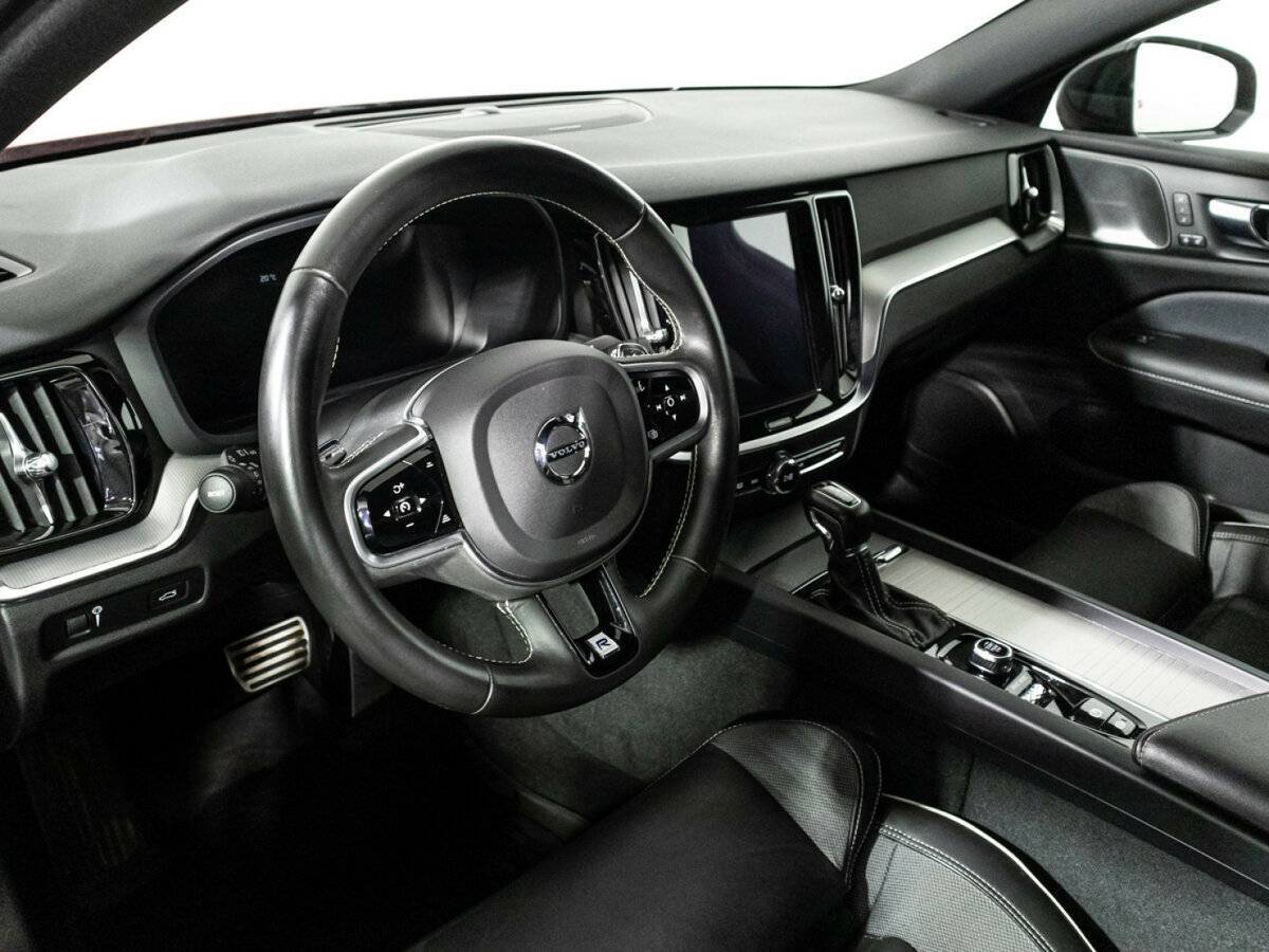 Купить Volvo S60 с пробегом. Фото: #10
