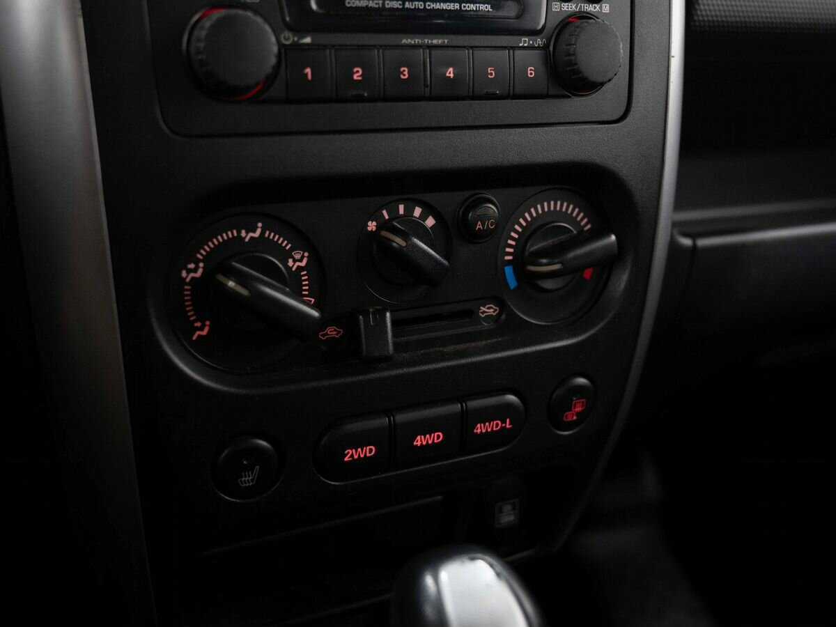 Купить Suzuki Jimny с пробегом. Фото: #12