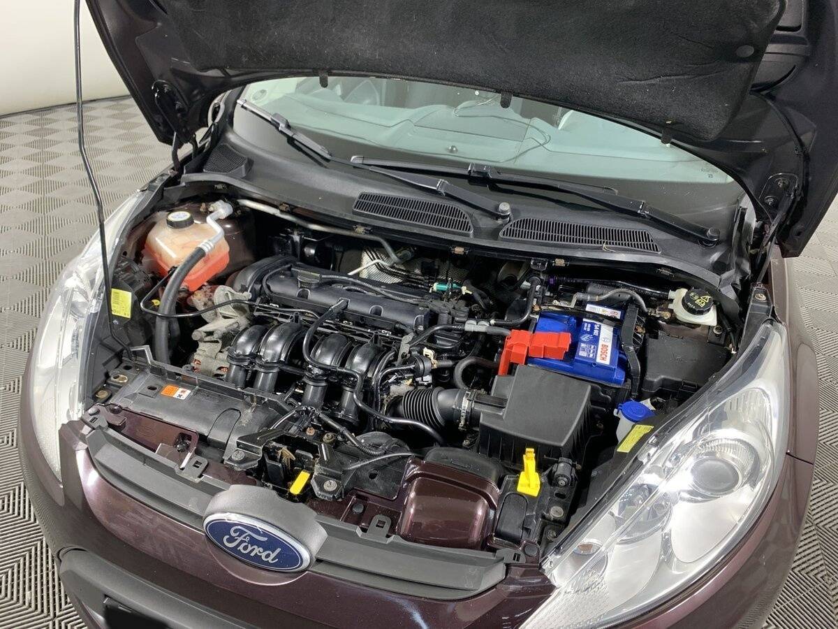 Купить Ford Fiesta с пробегом. Фото: #10