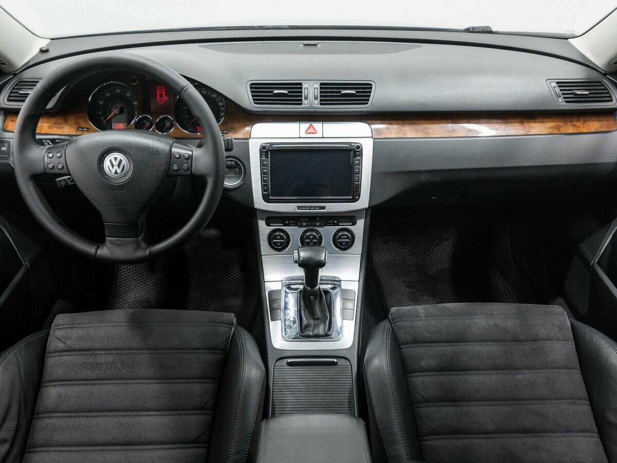 Купить Volkswagen Passat с пробегом. Фото: #9