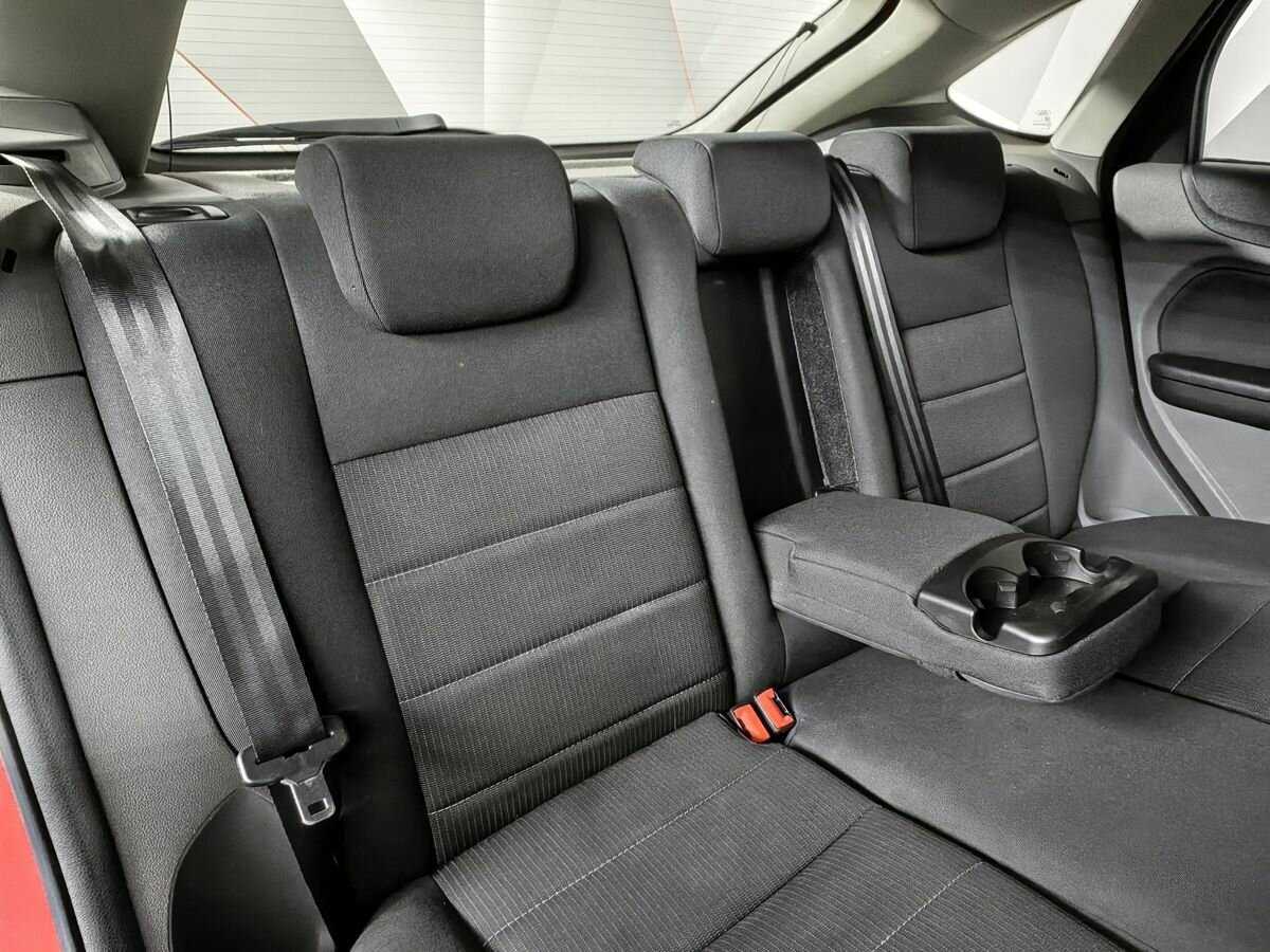Купить Ford Focus с пробегом. Фото: #12