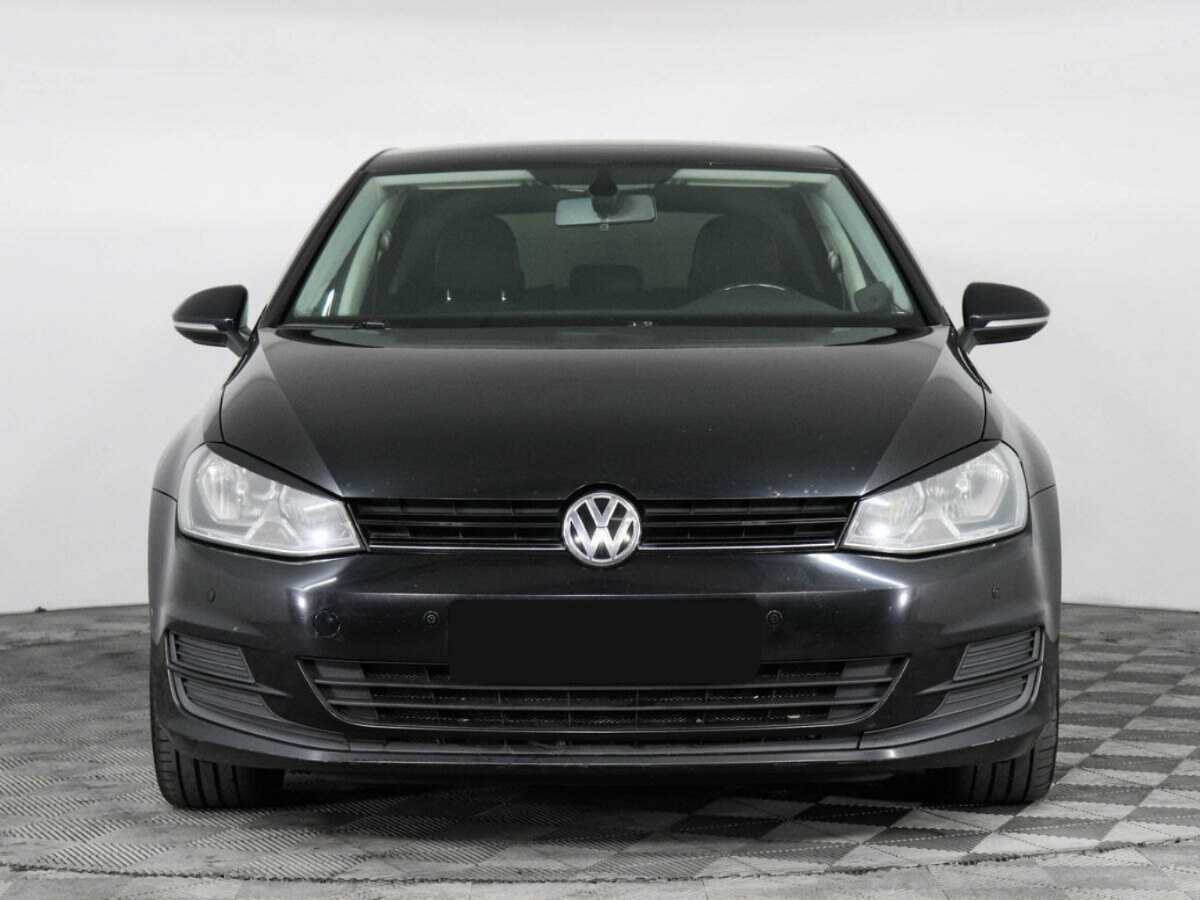 Купить Volkswagen Golf с пробегом. Фото: #1