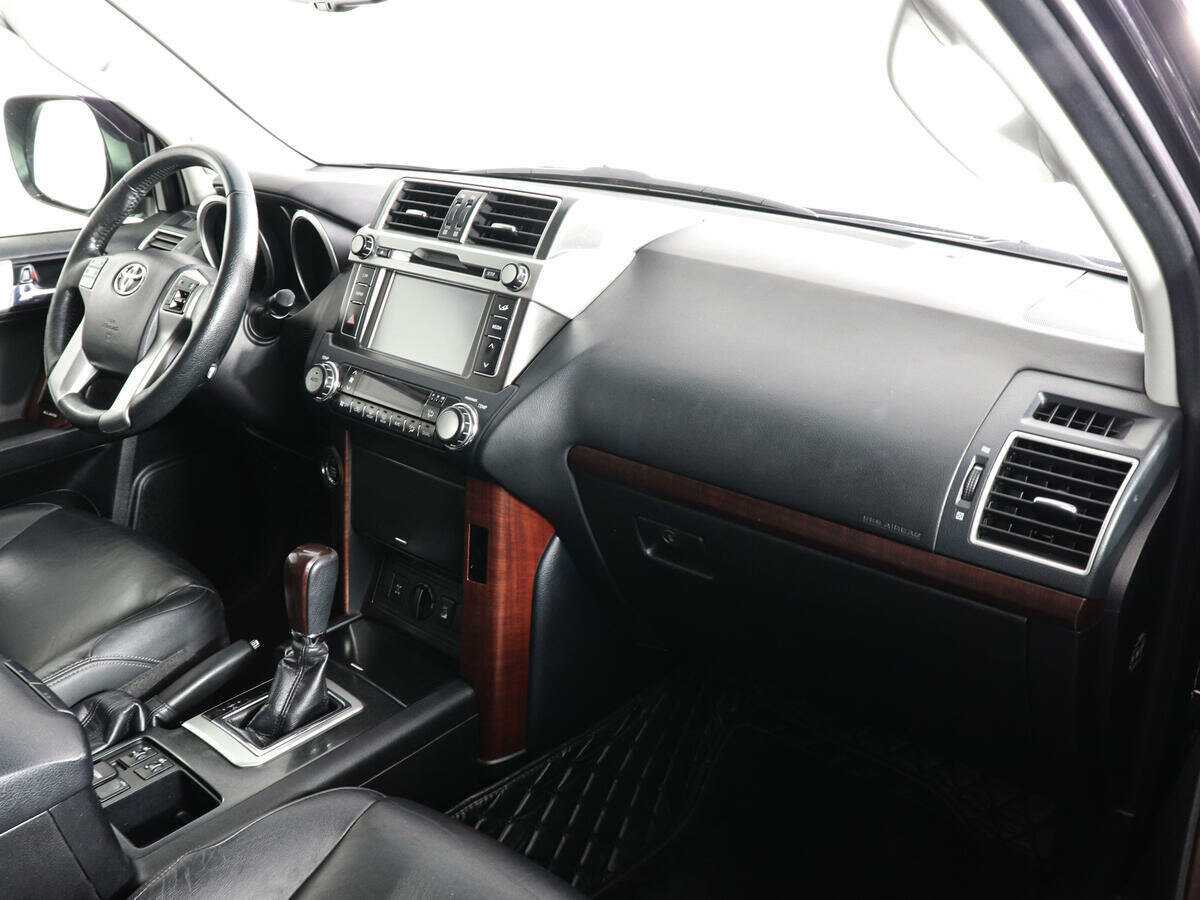 Купить Toyota Land Cruiser Prado с пробегом. Фото: #9