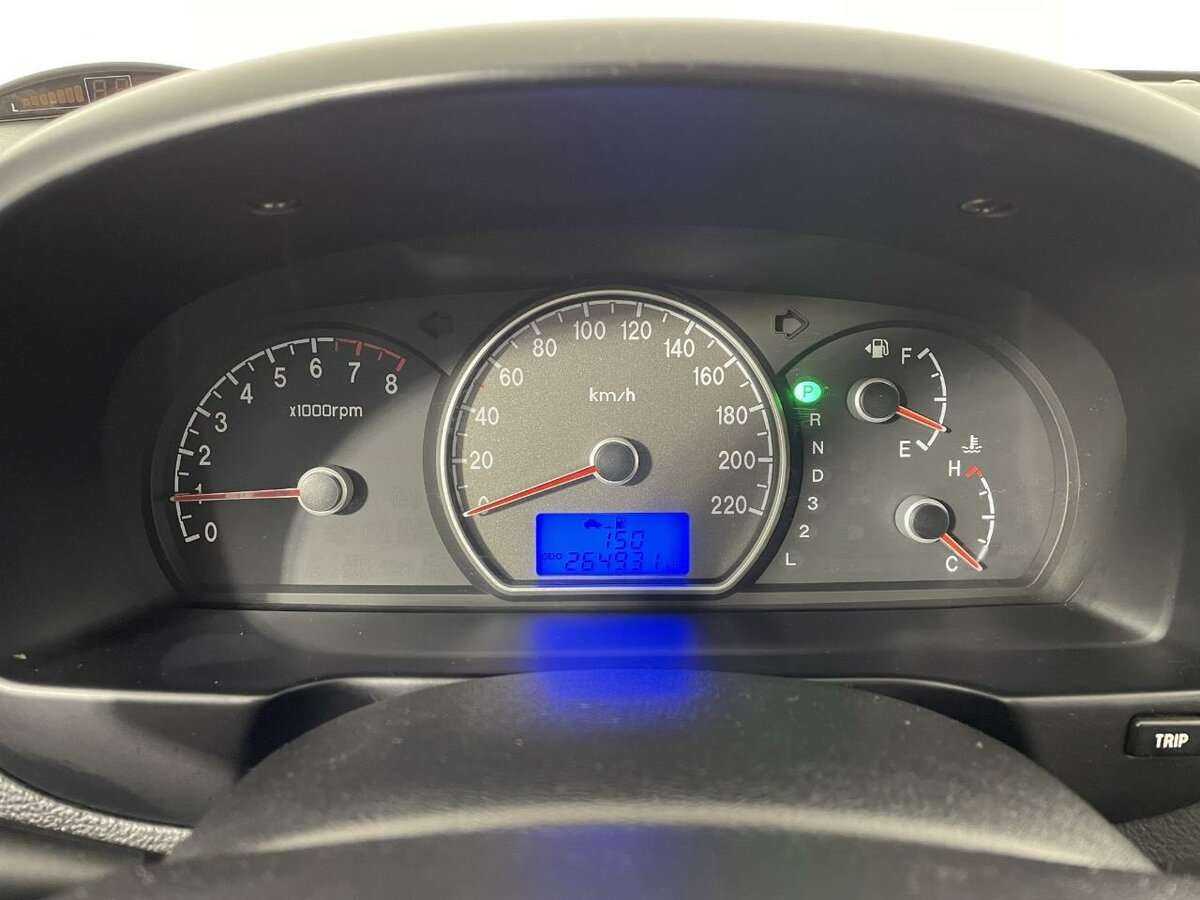 Купить Hyundai Elantra с пробегом. Фото: #10