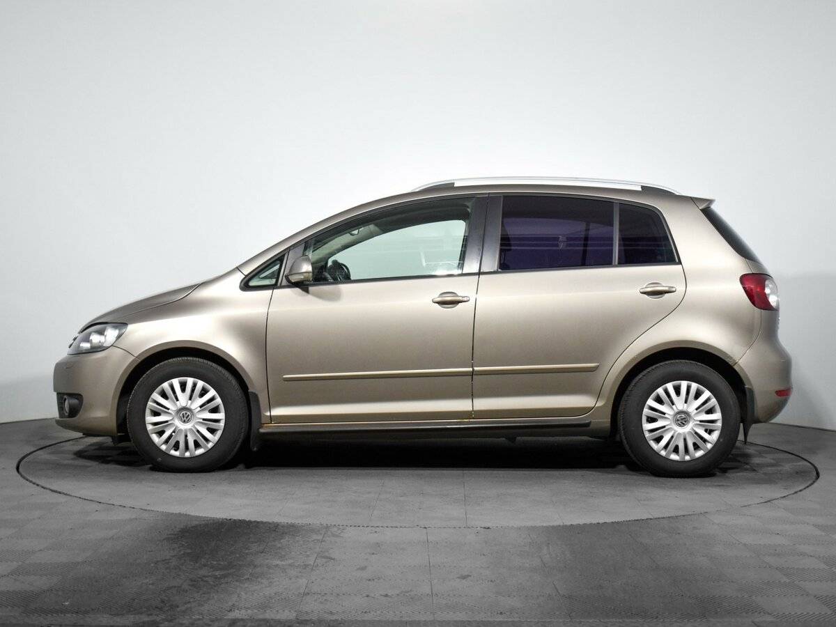 Купить Volkswagen Golf Plus с пробегом. Фото: #7