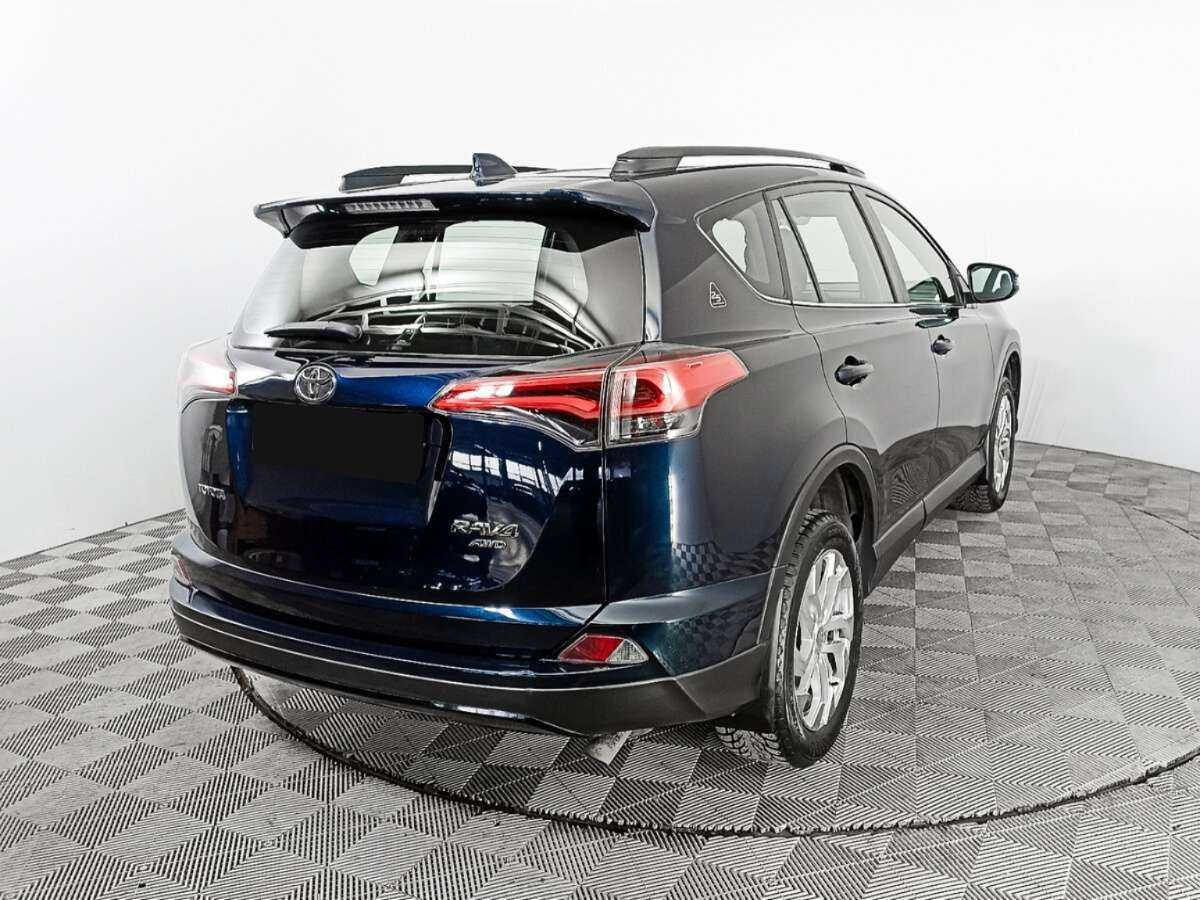 Купить Toyota RAV4 с пробегом. Фото: #4