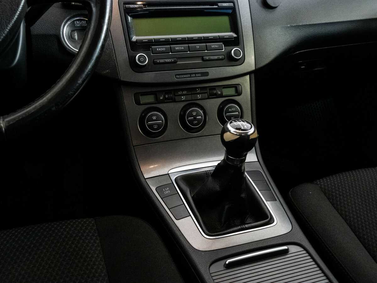 Купить Volkswagen Passat с пробегом. Фото: #9