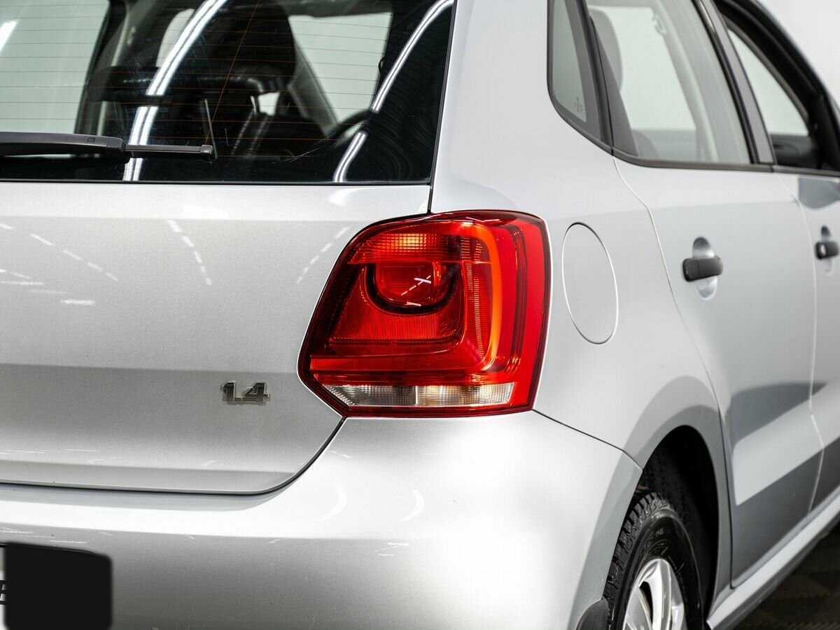 Купить Volkswagen Polo с пробегом. Фото: #6