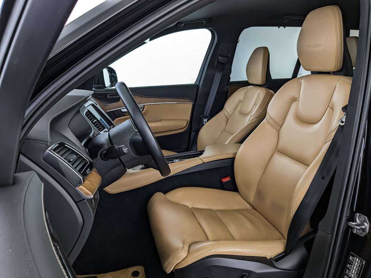 Купить Volvo XC90 с пробегом. Фото: #14