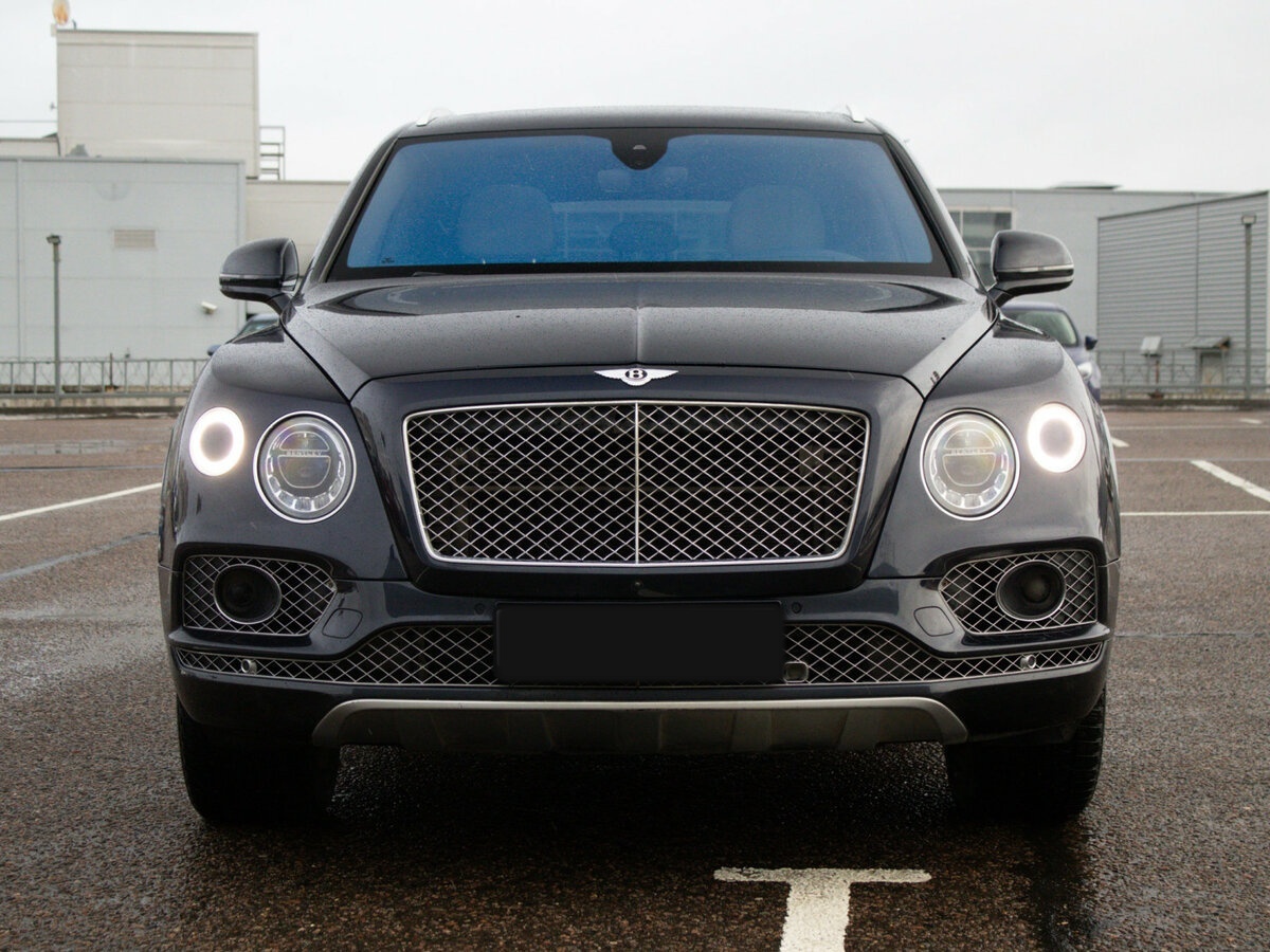 Купить Bentley Bentayga с пробегом. Фото: #1