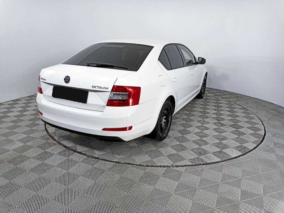 Купить Skoda Octavia с пробегом. Фото: #4