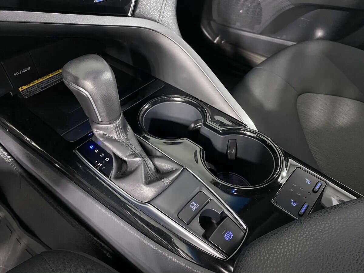 Купить Toyota Camry с пробегом. Фото: #14