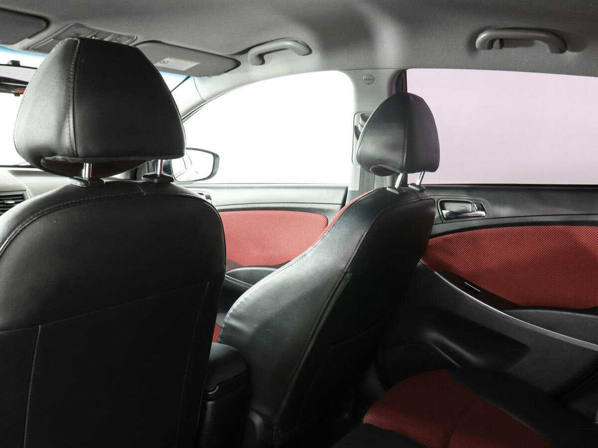 Купить Hyundai Solaris с пробегом. Фото: #7