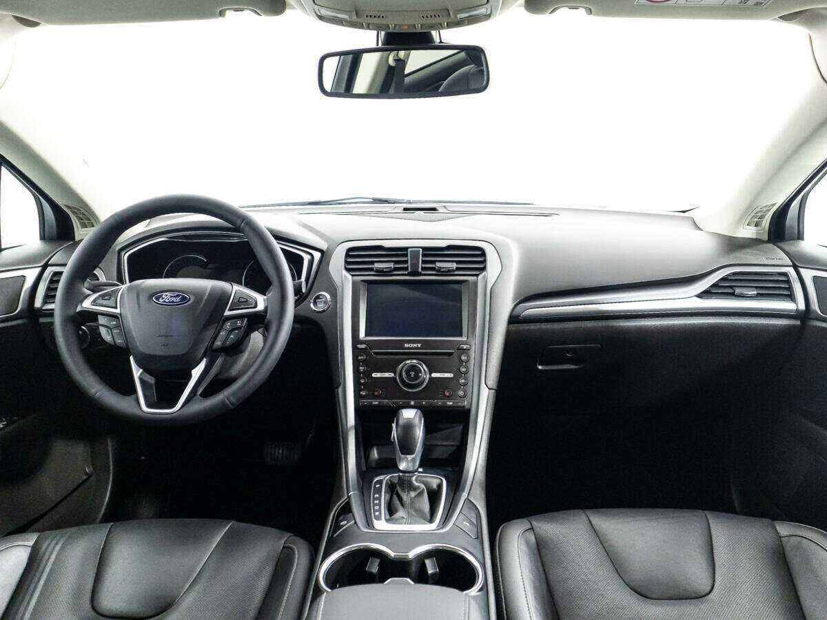 Купить Ford Mondeo с пробегом. Фото: #11