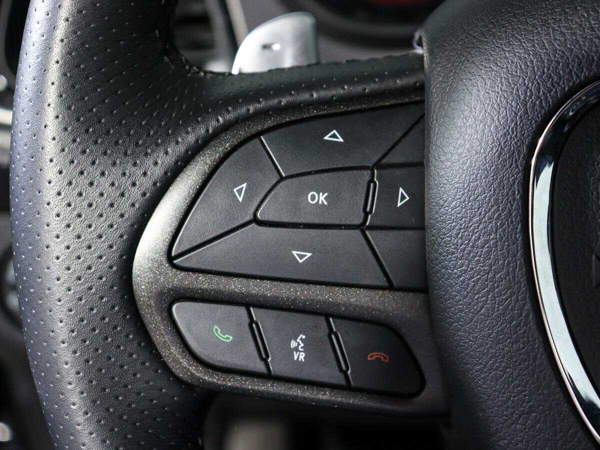 Купить Dodge Challenger с пробегом. Фото: #19