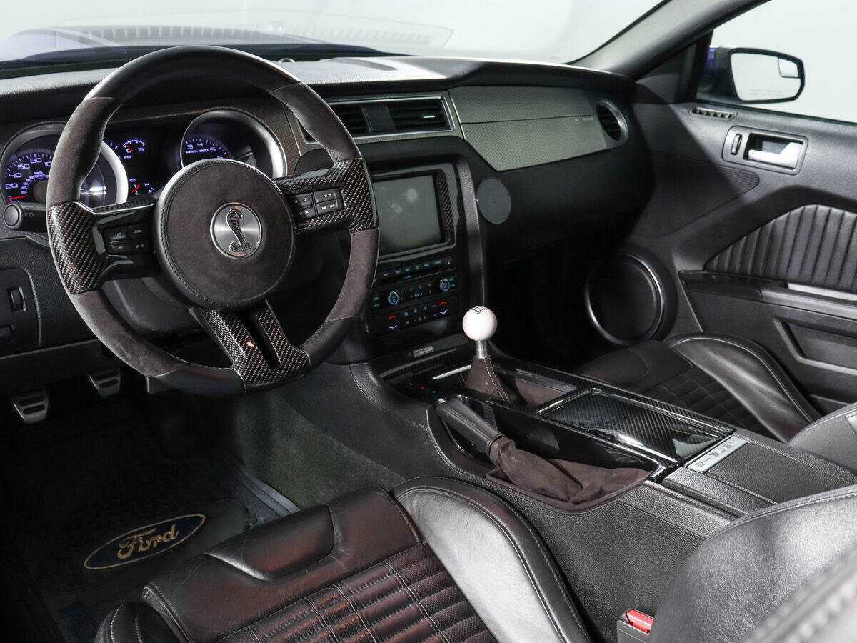 Купить Ford Mustang с пробегом. Фото: #12