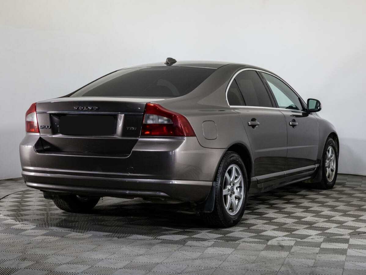 Купить Volvo S80 с пробегом. Фото: #3