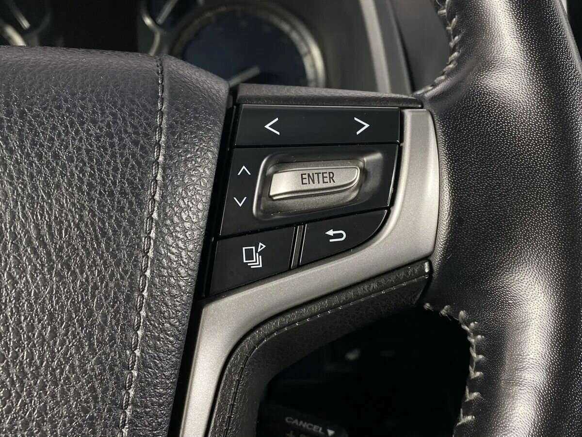 Купить Toyota Land Cruiser Prado с пробегом. Фото: #13