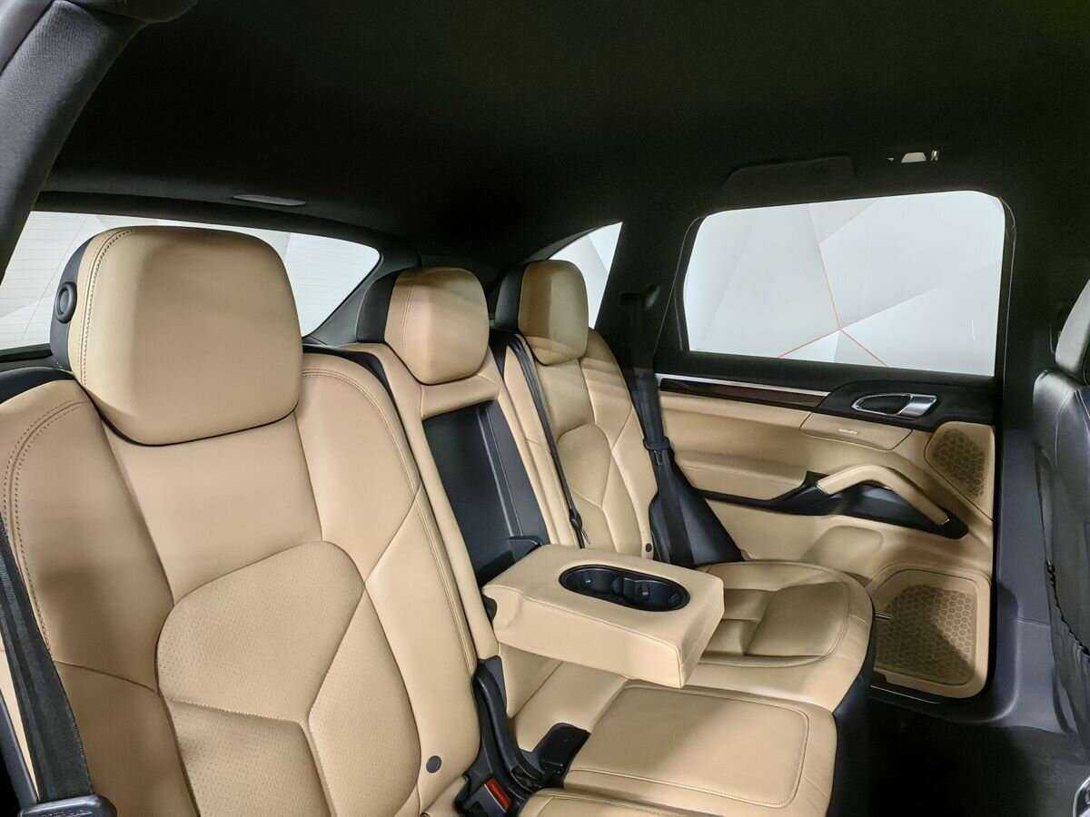 Купить Porsche Cayenne с пробегом. Фото: #12