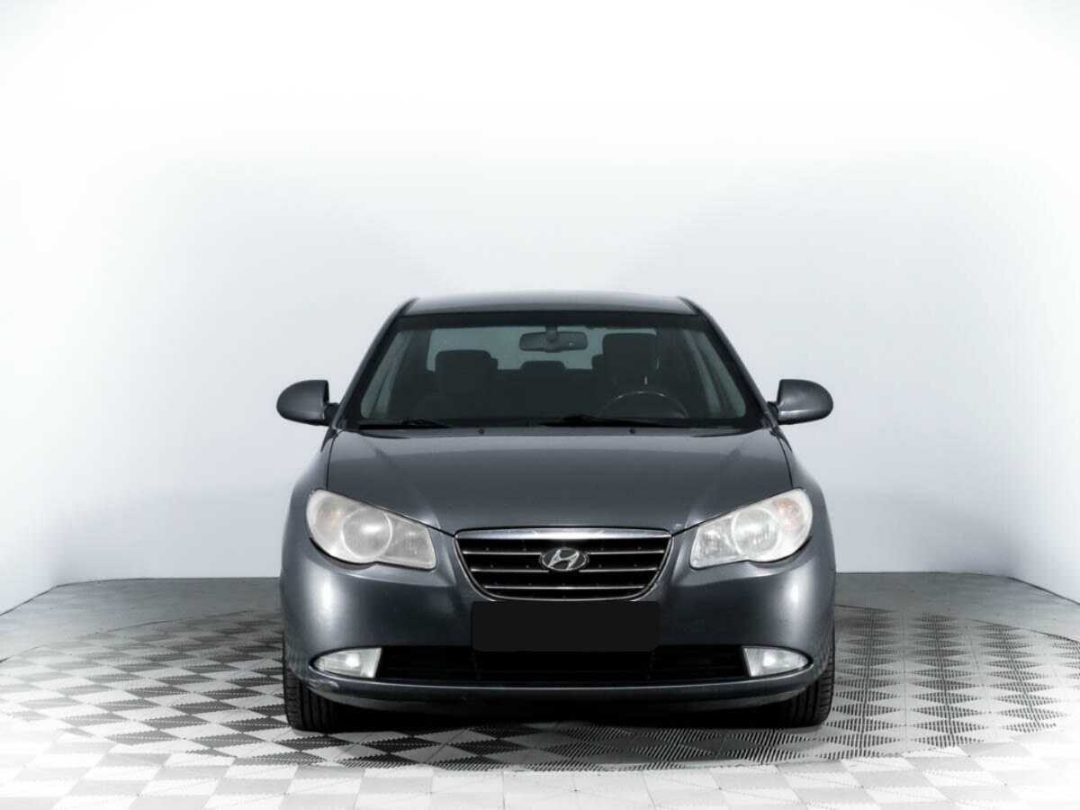 Купить Hyundai Elantra с пробегом. Фото: #1
