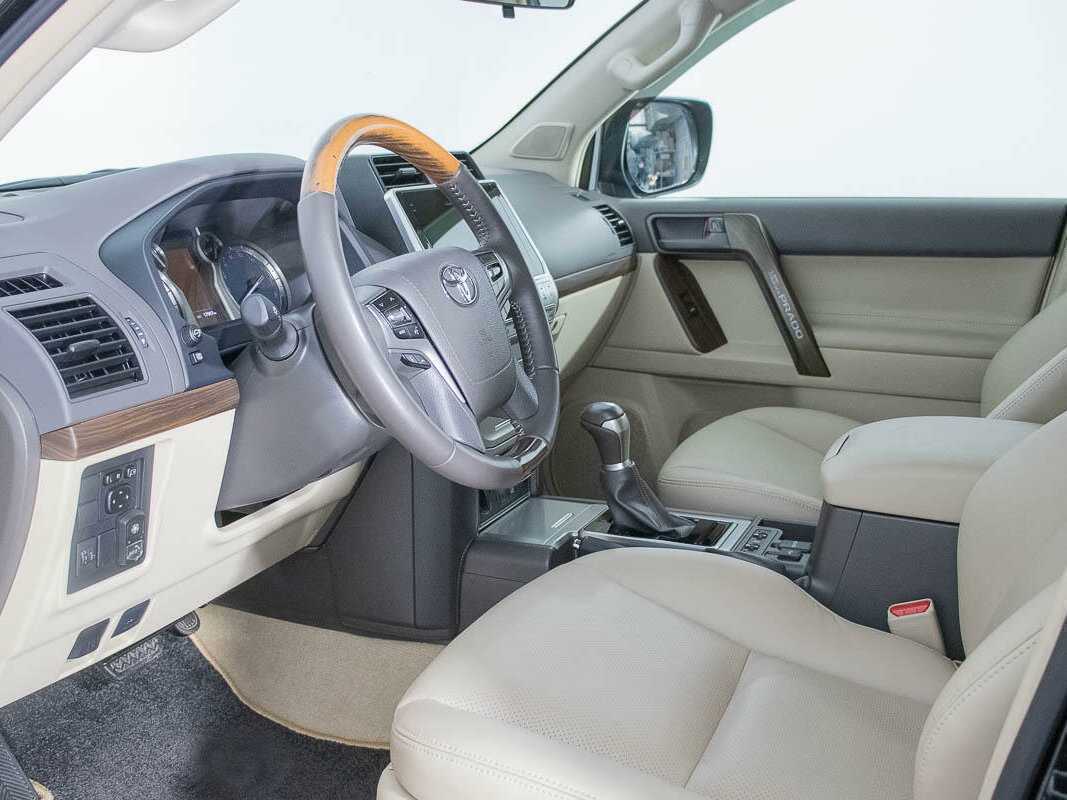Купить Toyota Land Cruiser Prado с пробегом. Фото: #10