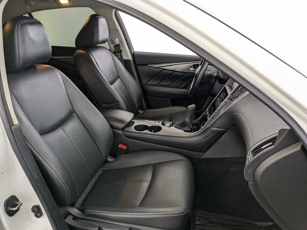 Купить Infiniti Q50 с пробегом. Фото: #18