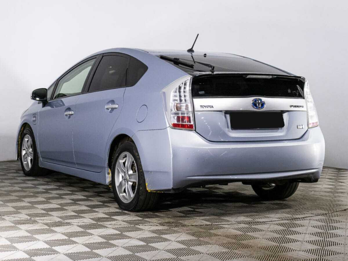 Купить Toyota Prius с пробегом. Фото: #6