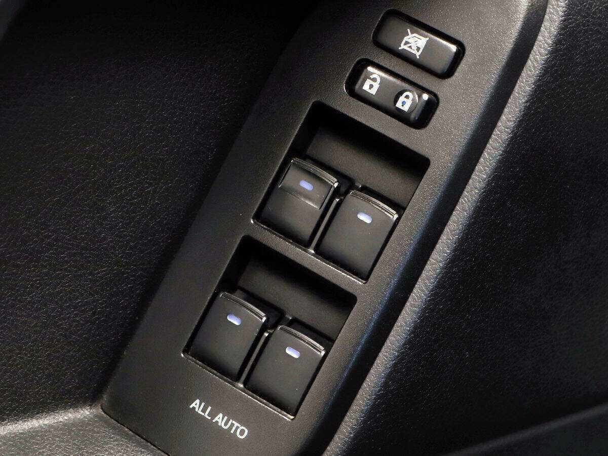 Купить Toyota Land Cruiser Prado с пробегом. Фото: #14