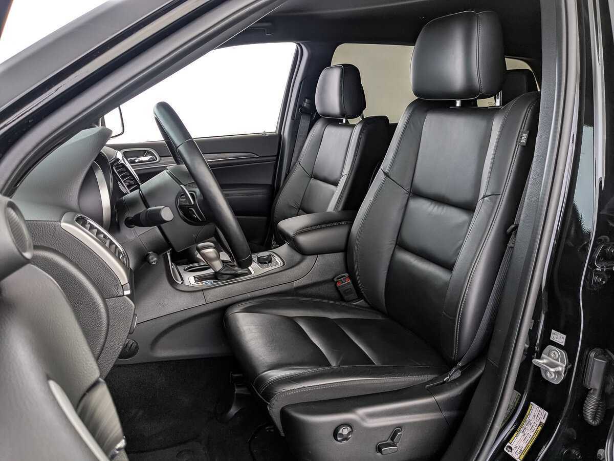 Купить Jeep Grand Cherokee с пробегом. Фото: #19