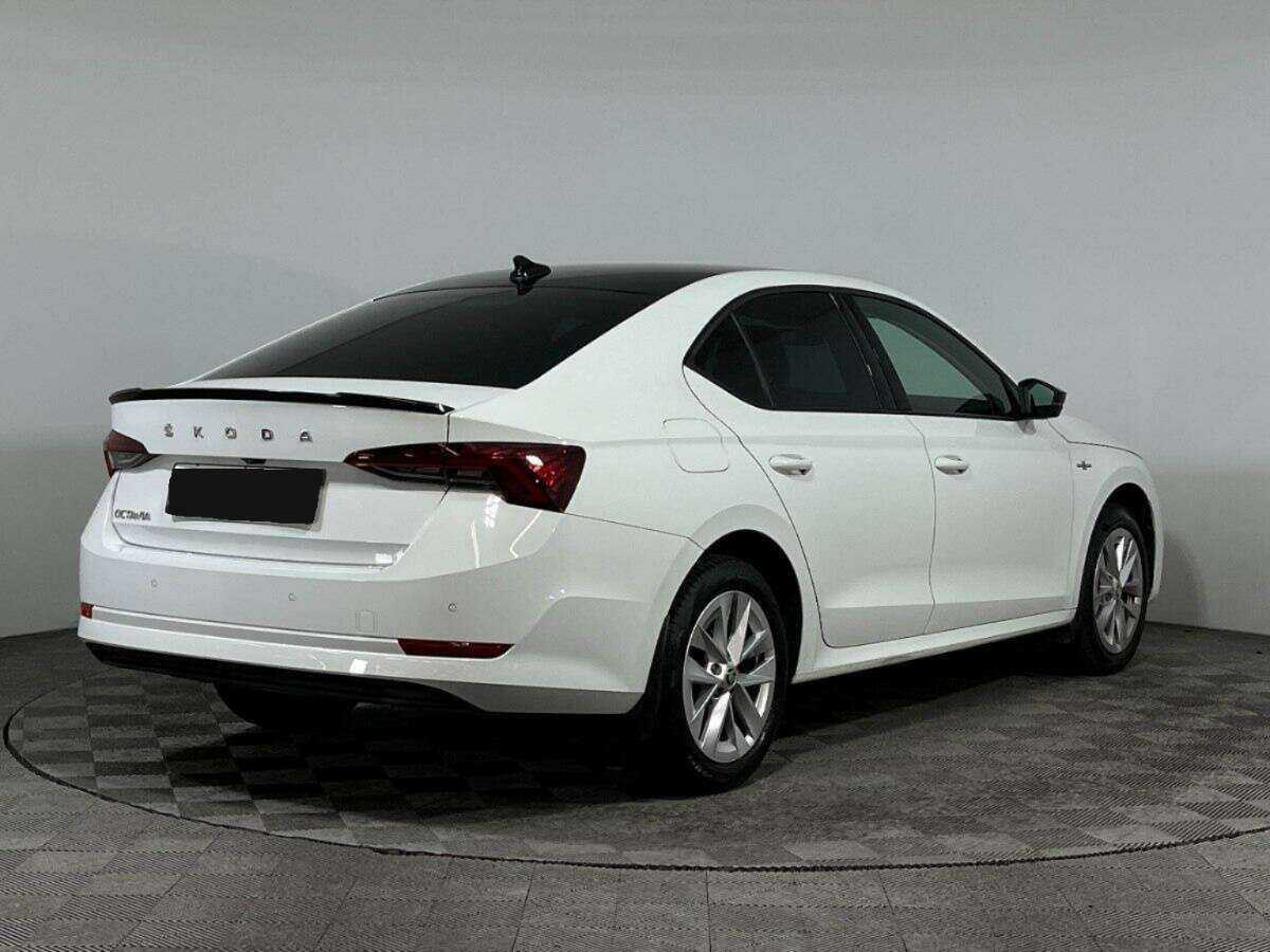 Купить Skoda Octavia с пробегом. Фото: #3