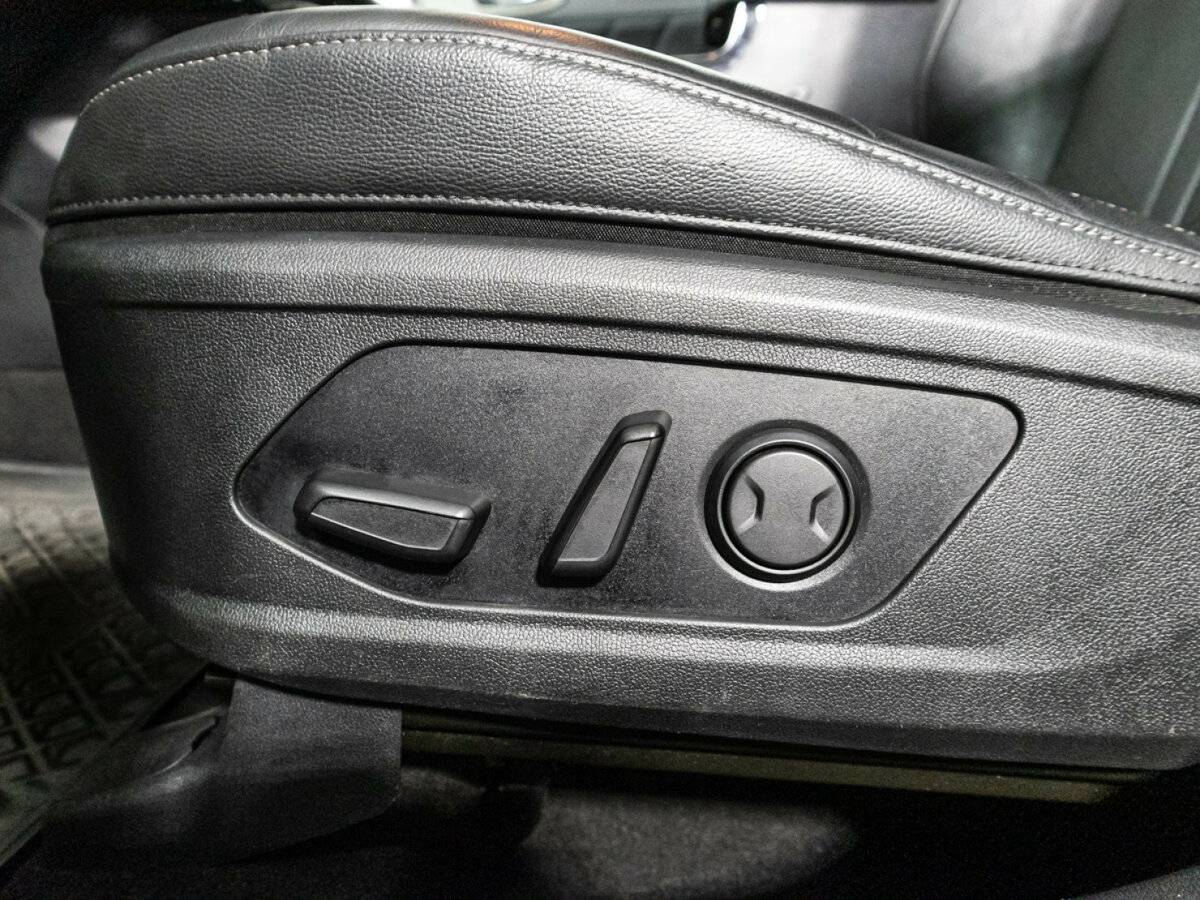 Купить Kia Sorento с пробегом. Фото: #18