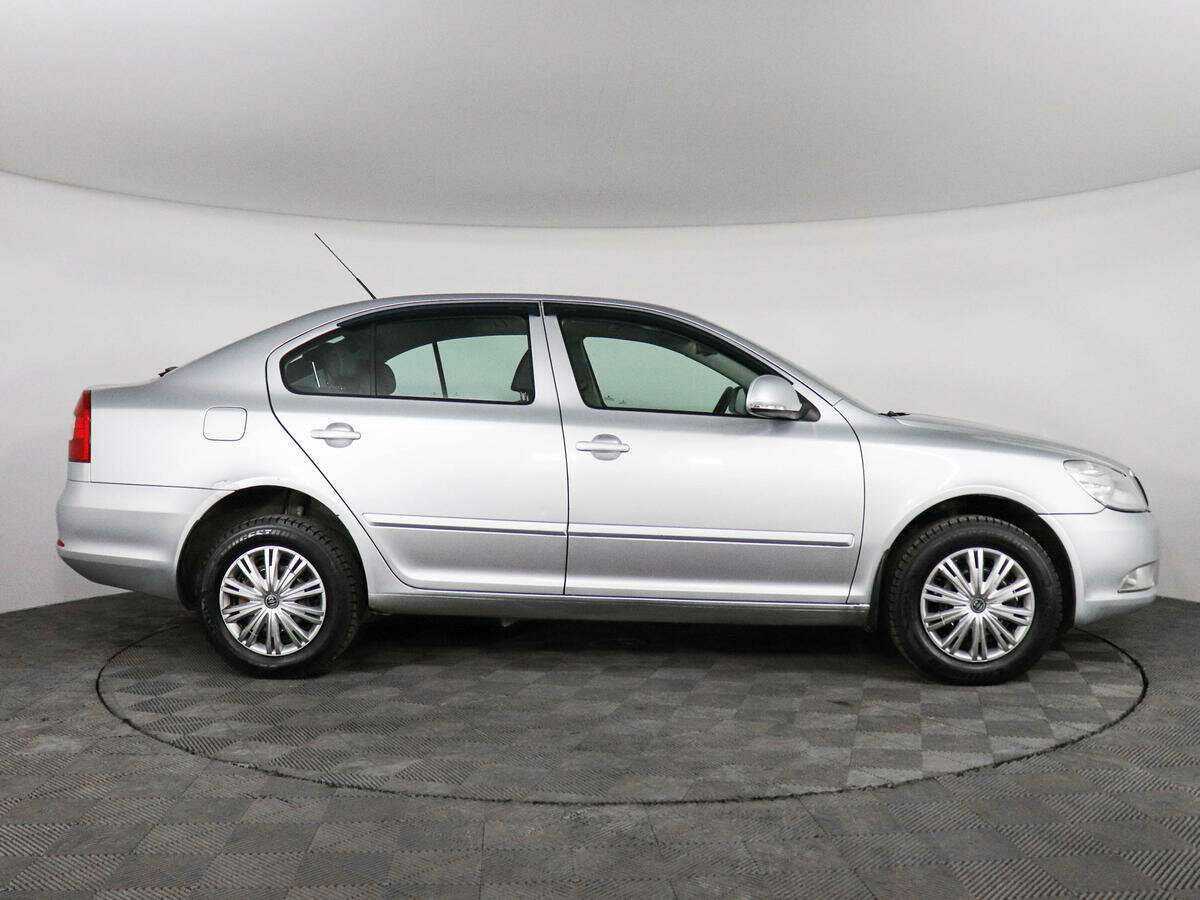 Купить Skoda Octavia с пробегом. Фото: #3