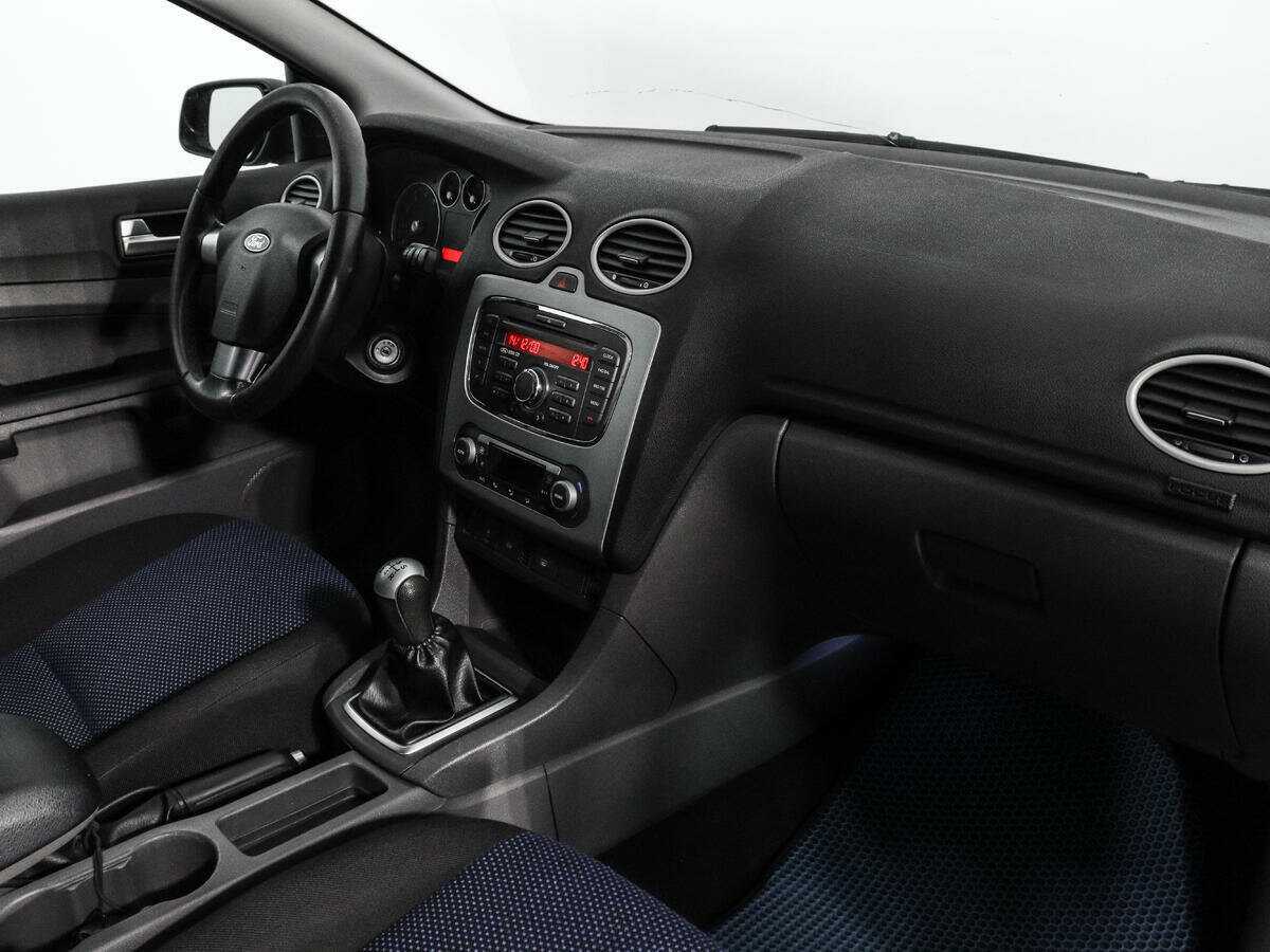 Купить Ford Focus с пробегом. Фото: #10