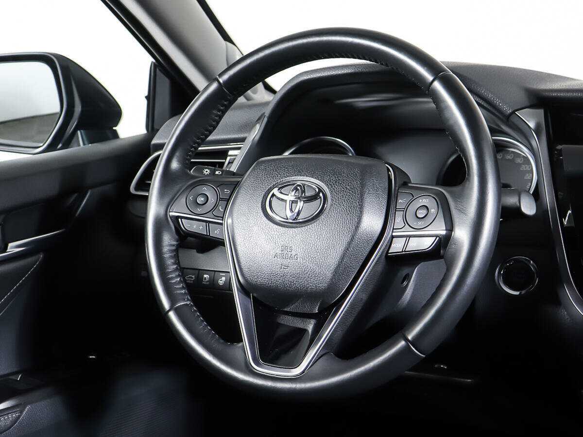 Купить Toyota Camry с пробегом. Фото: #15