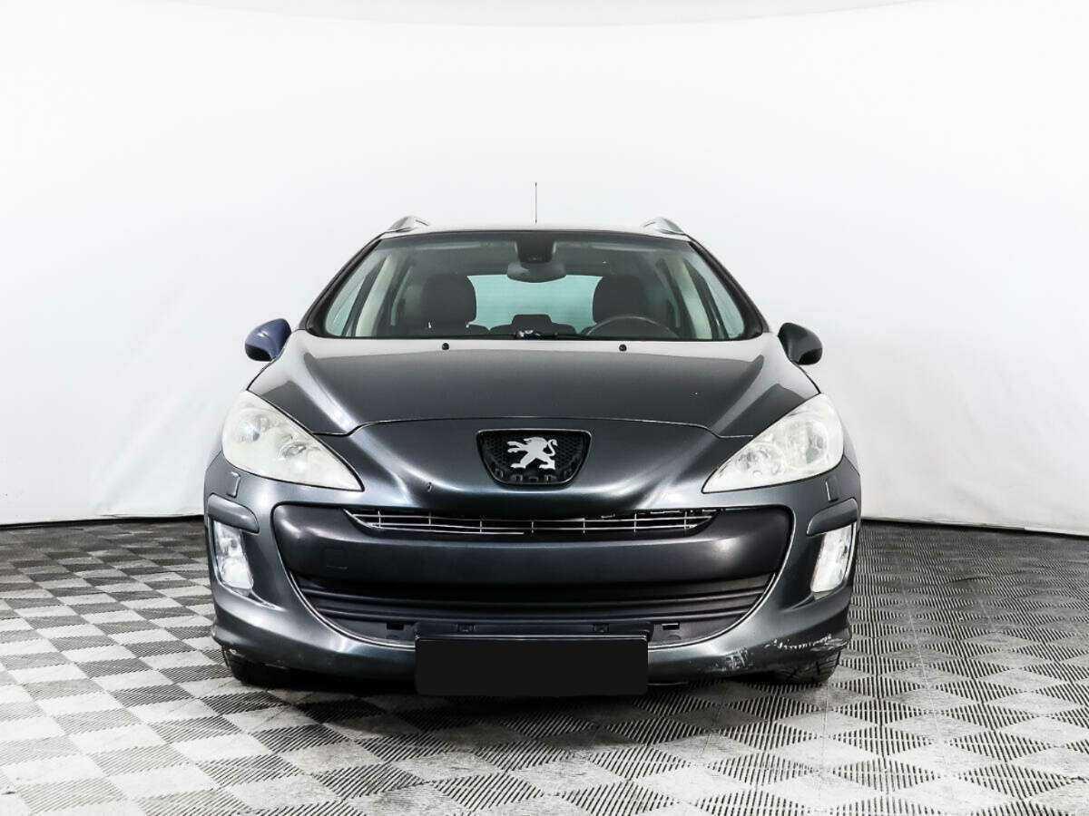 Купить Peugeot 308 с пробегом. Фото: #1