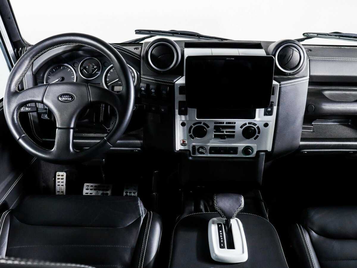 Купить Land Rover Defender с пробегом. Фото: #11