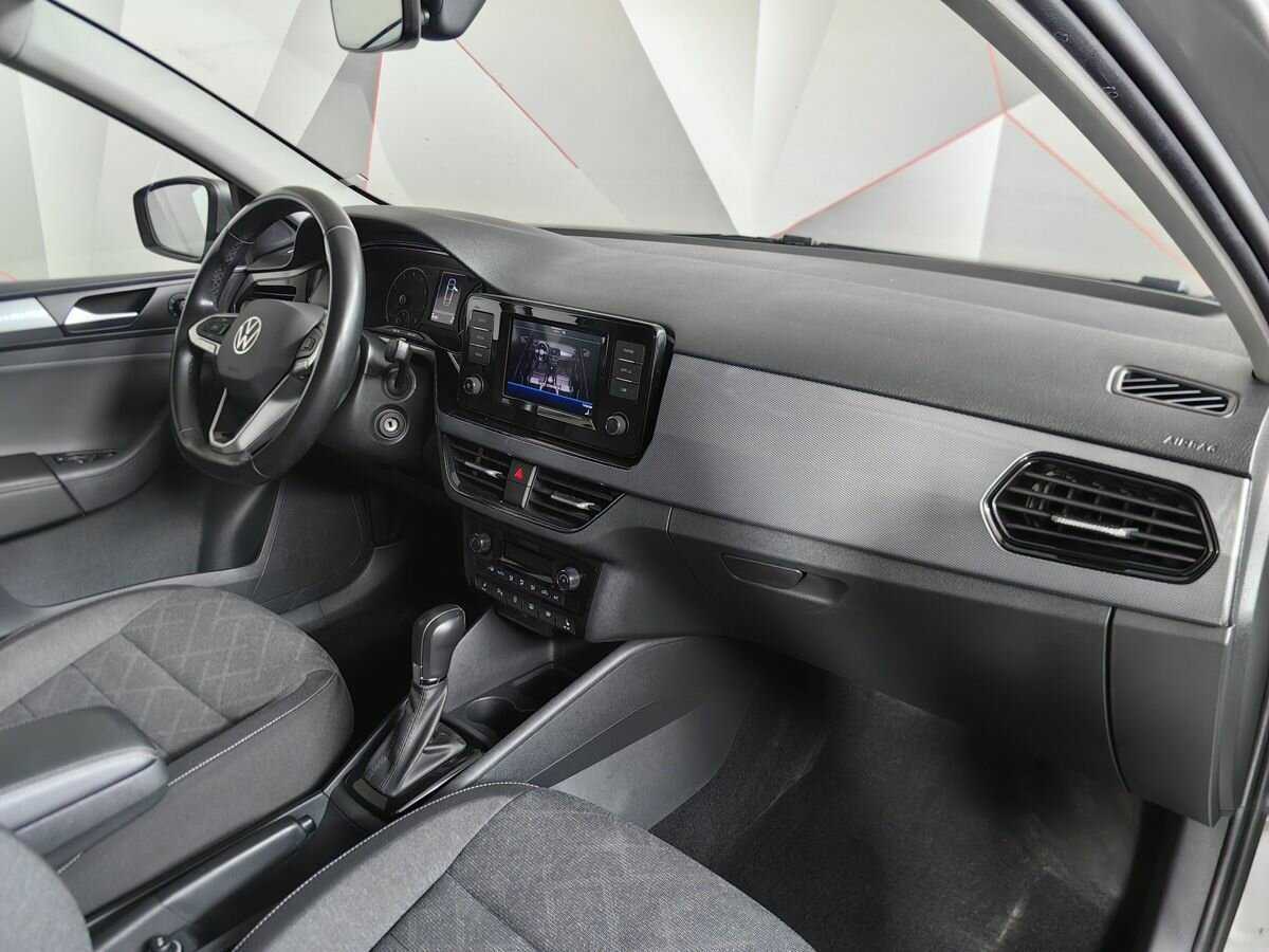 Купить Volkswagen Polo с пробегом. Фото: #8
