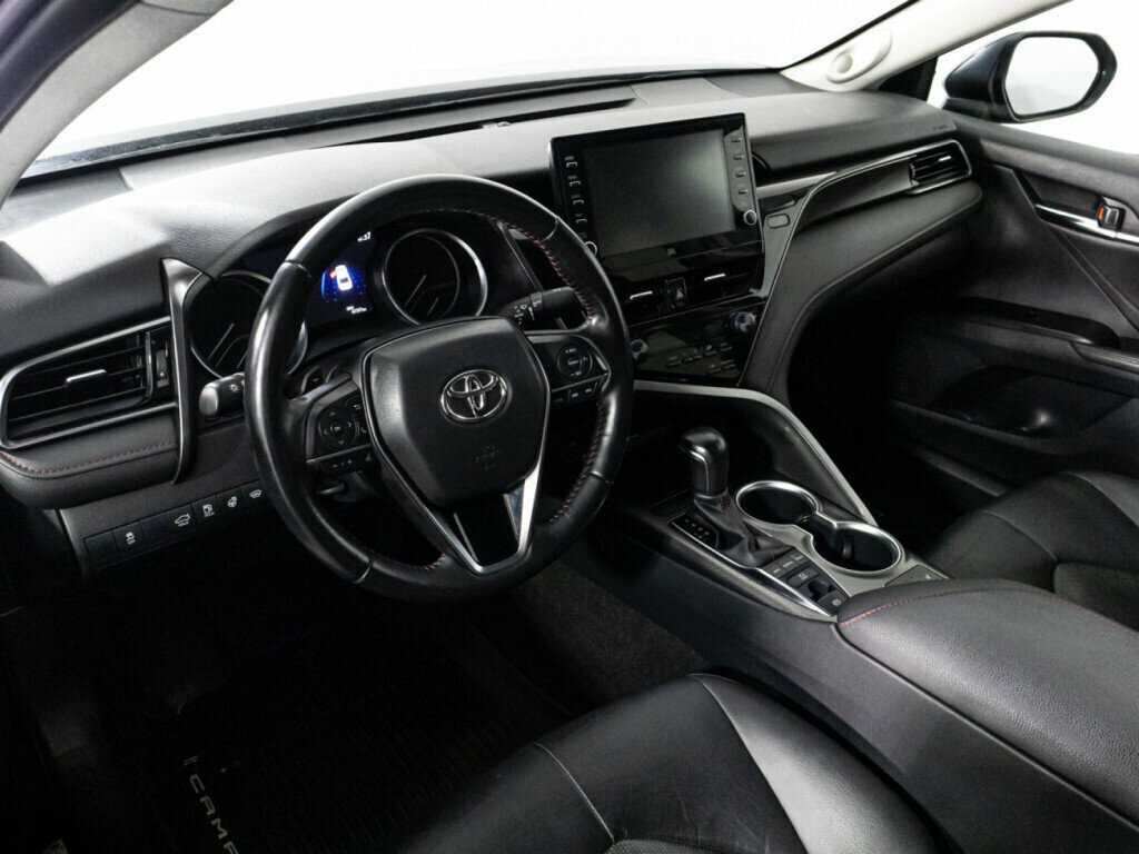 Купить Toyota Camry с пробегом. Фото: #10