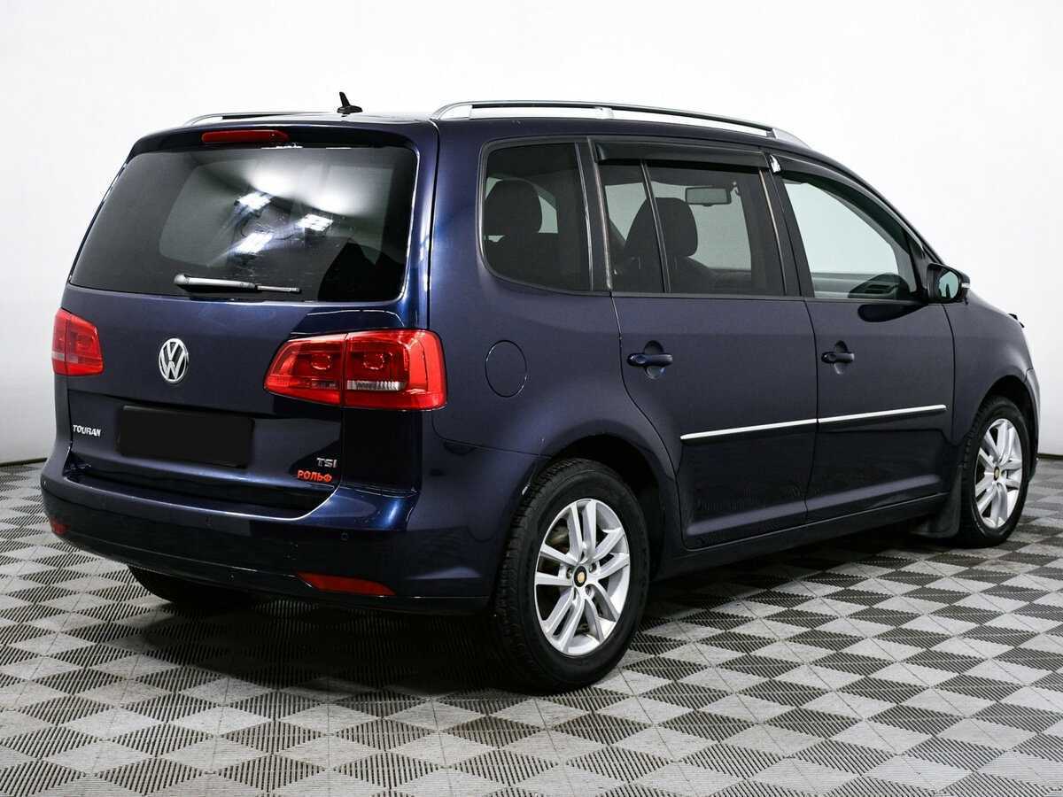 Купить Volkswagen Touran с пробегом. Фото: #4
