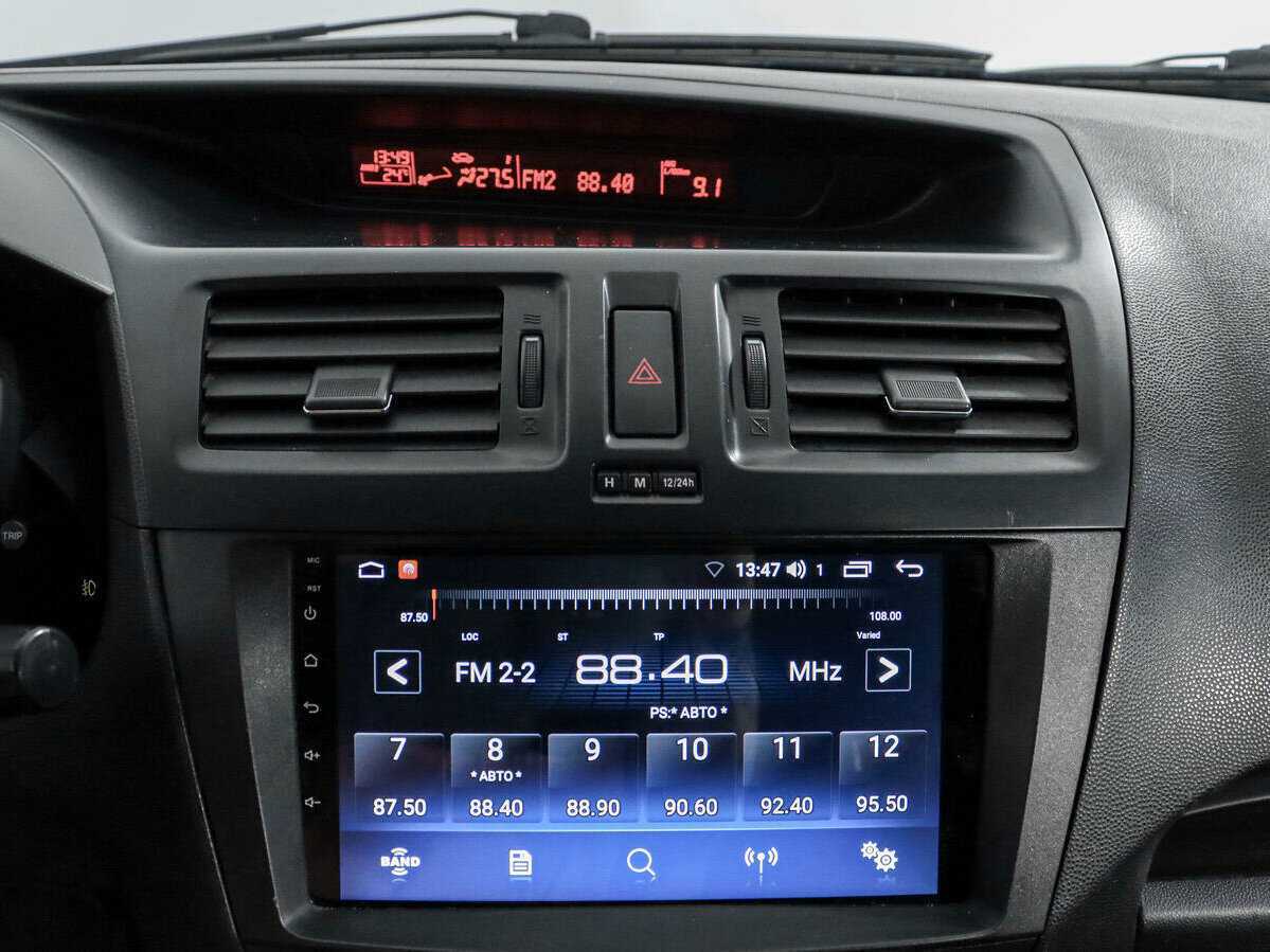 Купить Mazda 5 с пробегом. Фото: #14
