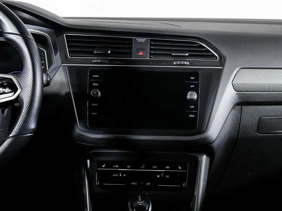 Купить Volkswagen Tiguan с пробегом. Фото: #9