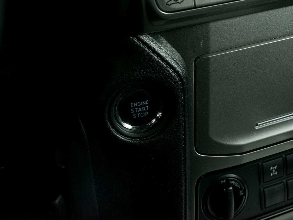 Купить Toyota Land Cruiser Prado с пробегом. Фото: #9